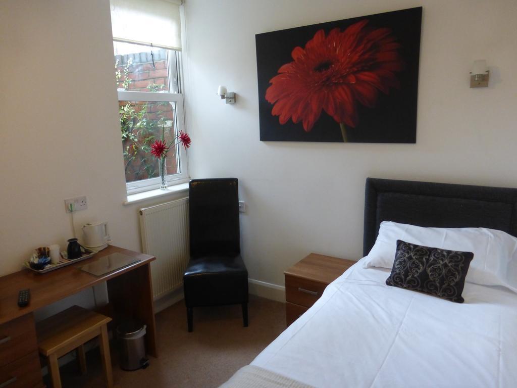 Marple Cottage Guest House Londres Habitación foto